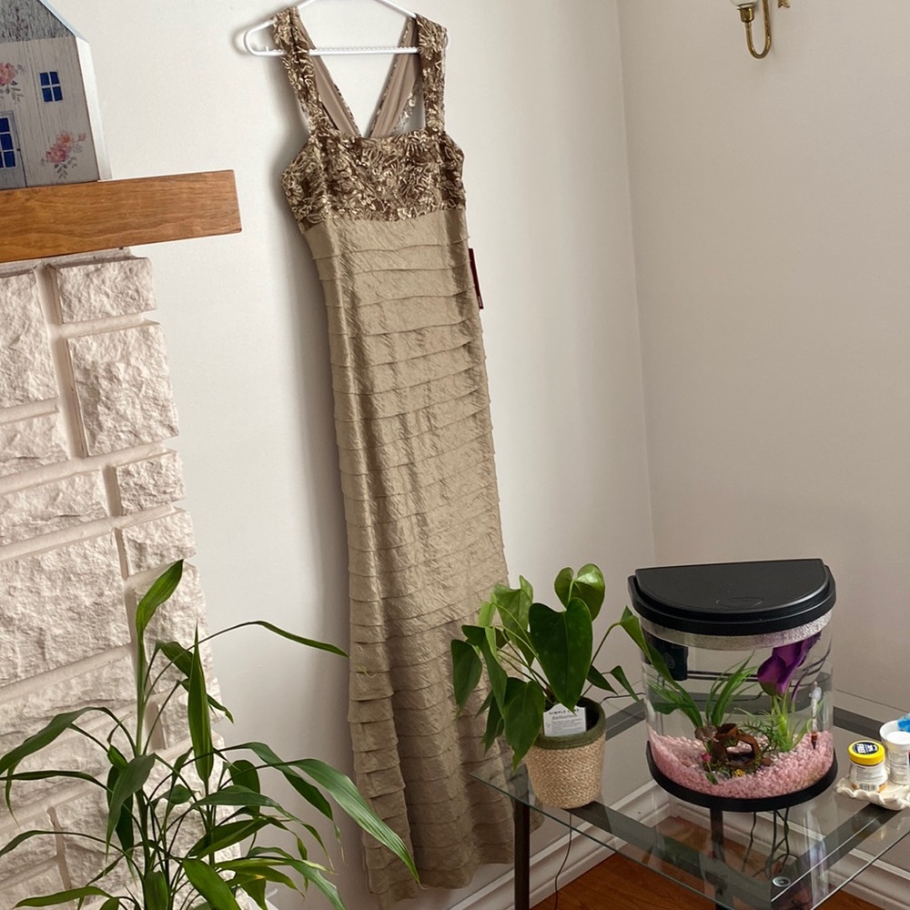 JS Collections. Long gown. Gold and very elegant and flattering. Size 10 maxi